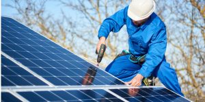 Installation Maintenance Panneaux Solaires Photovoltaïques à Le Nizan